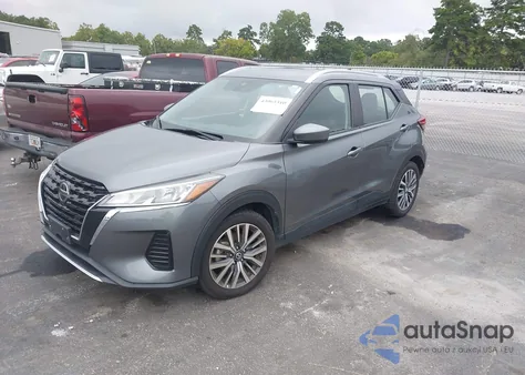 2021 Nissan Kicks Sv Xtronic Cvt z USA, uszkodzony, nr VIN 3N1CP5CV6ML533219